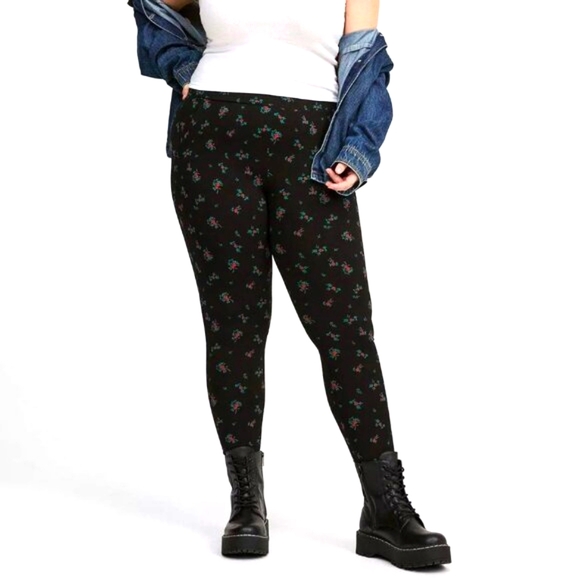 ❤️NWT VINTAGE TORRIID LEGGING POCKETS - ROSE FLORAL PRINT FULL LENGTH PLUS SIZE - Picture 1 of 11